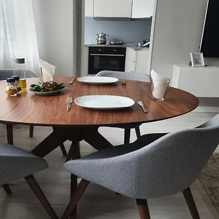 Im Zentrum Kudamm, West Apartman