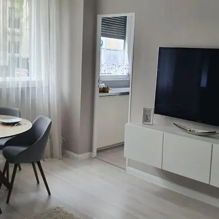 Im Zentrum Kudamm, West דירה *